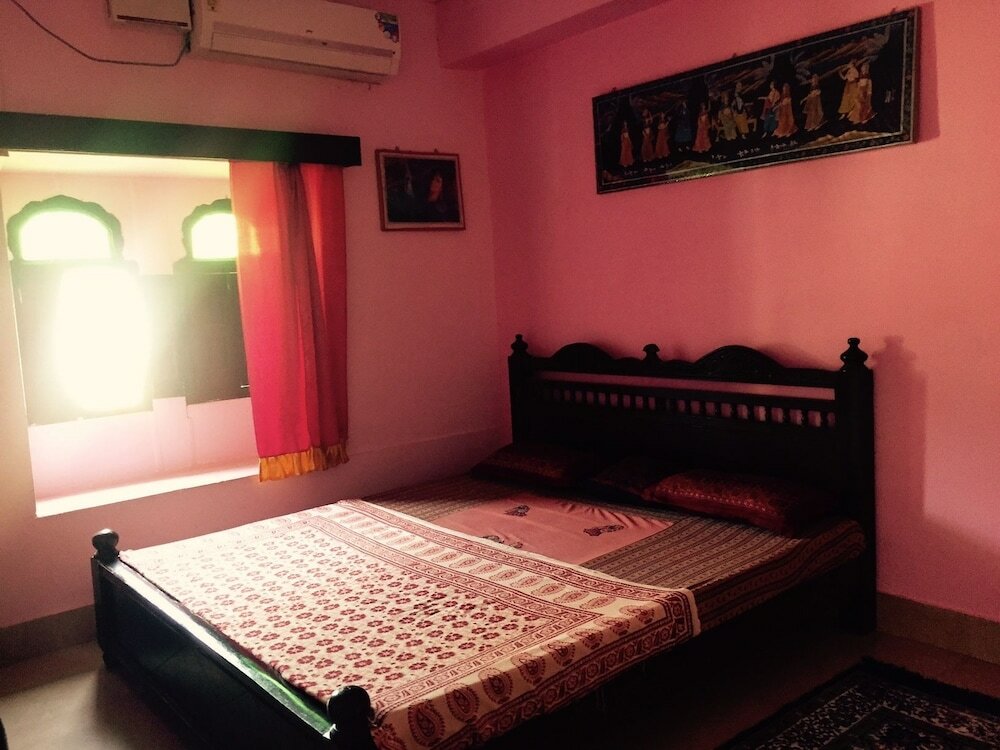 Фото Arya Haveli