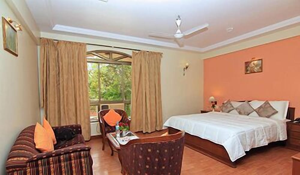 Фото Hotel The Metropole