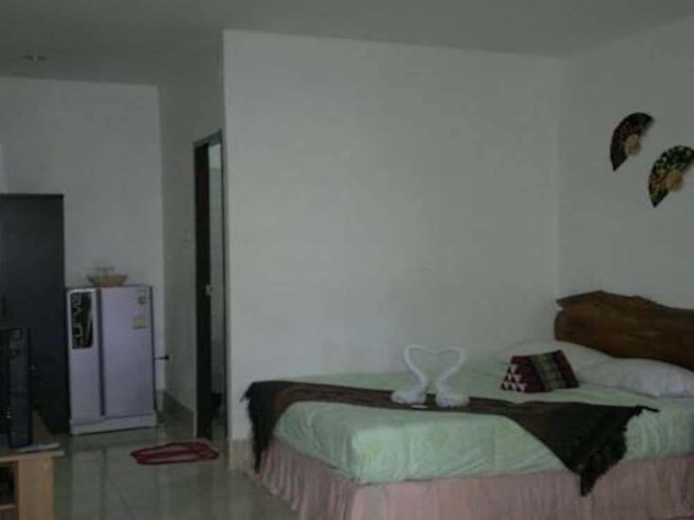 Фото Ruan Mai Sang Ngam Resort