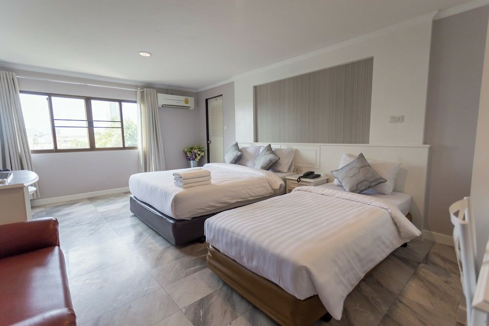 Фото Chaipat Hotel