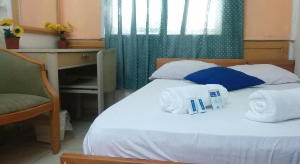 Фото Ben Yehuda Hotel