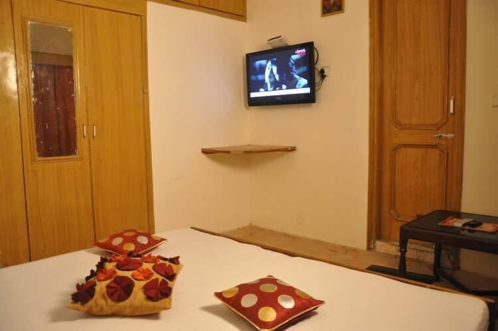 Фото Hotel City Plaza 3