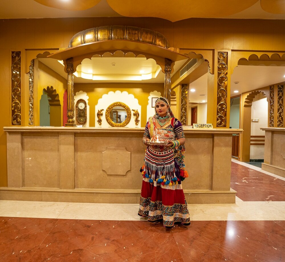 Фото Chokhi Dhani The Palace Hotel