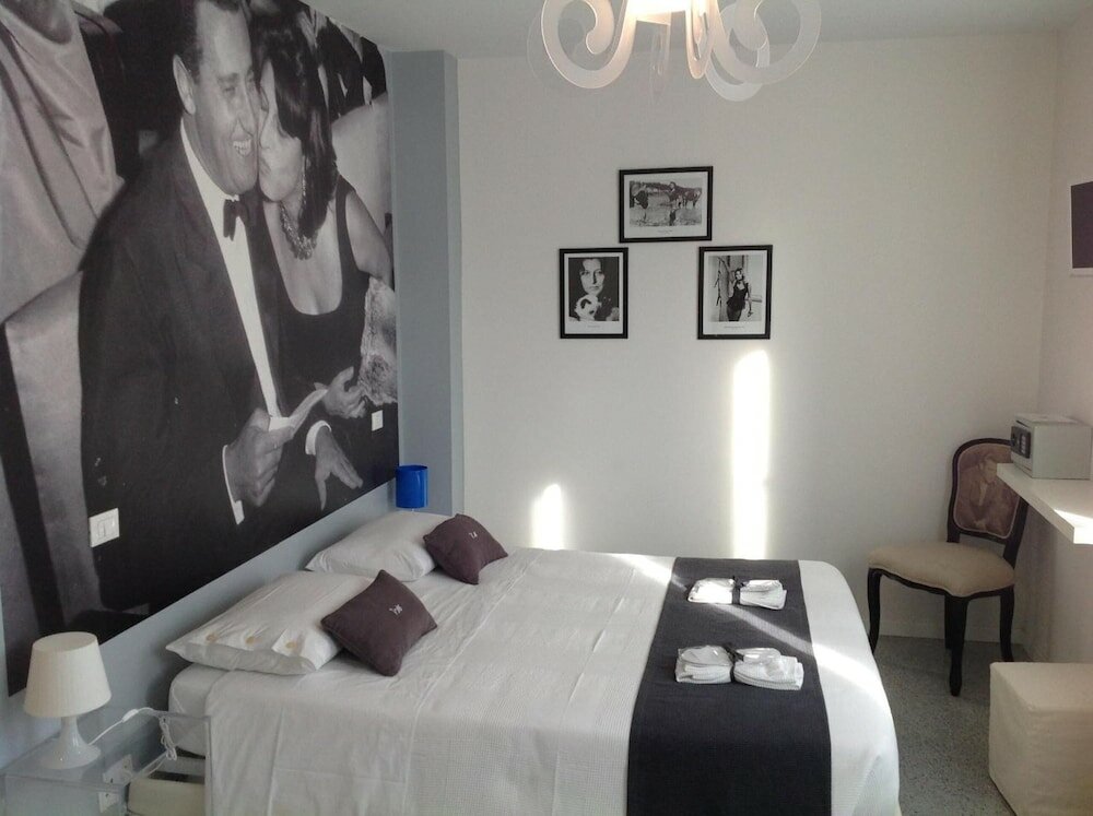 Фото Villa Venice Movie