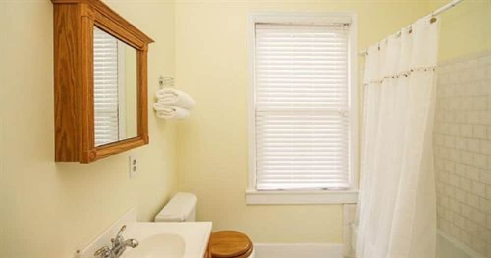 Фото Surf Song Bed & Breakfast