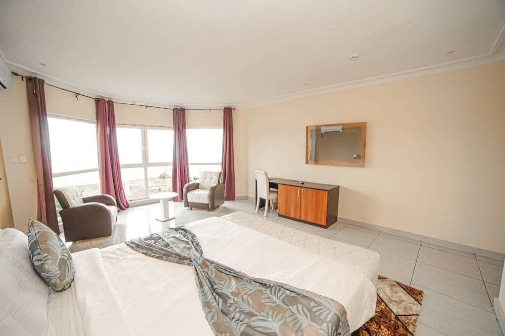 Фото Fini Hotel Bobende