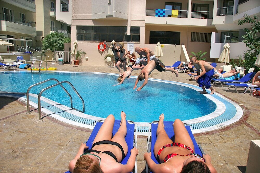 Фото Michel Apartments