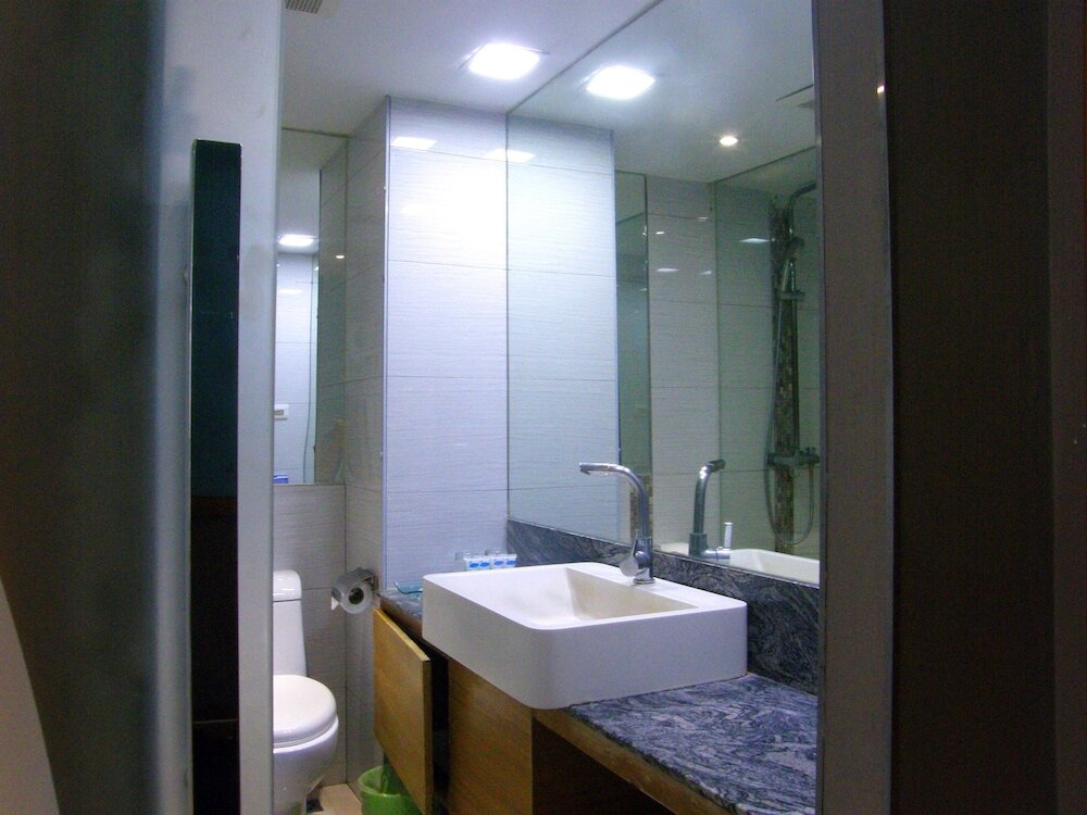 Фото D Day Resotel Pattaya