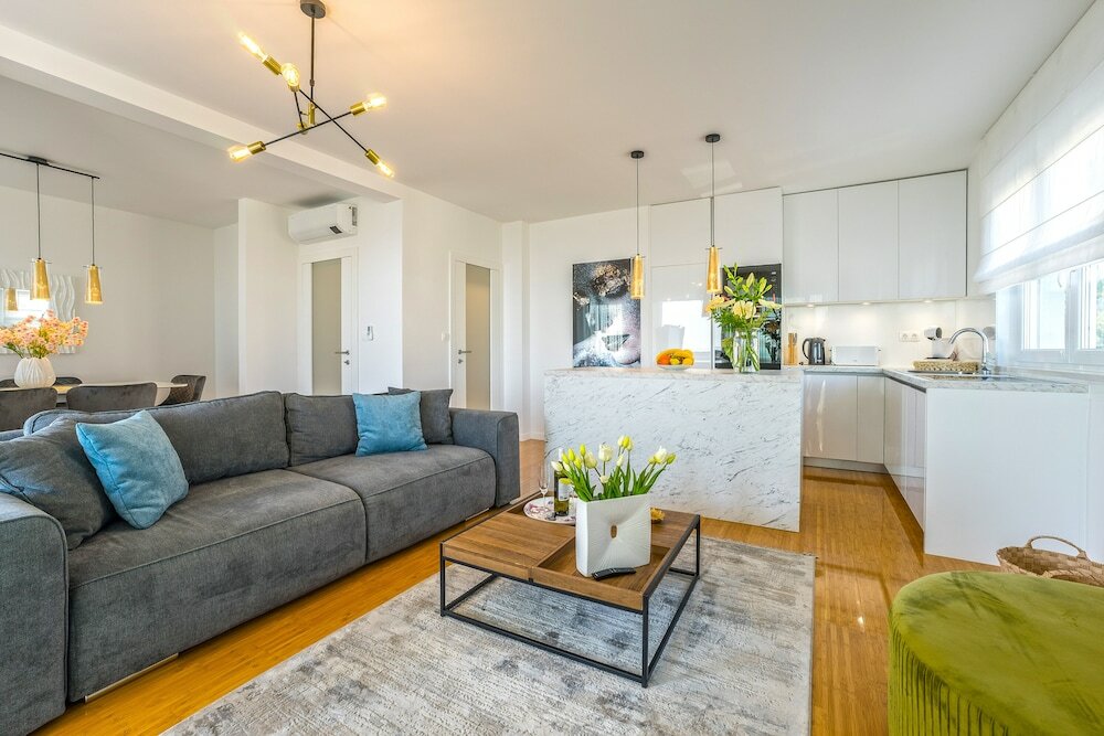 Фото Penthouse Apartment Perla with Jacuzzi