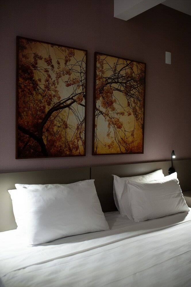 Фото Bristol Infinity Hotel