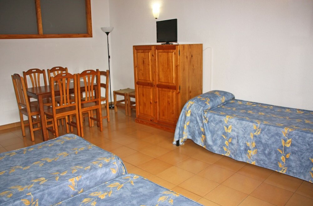 Фото Estudios Cims Pas 3000