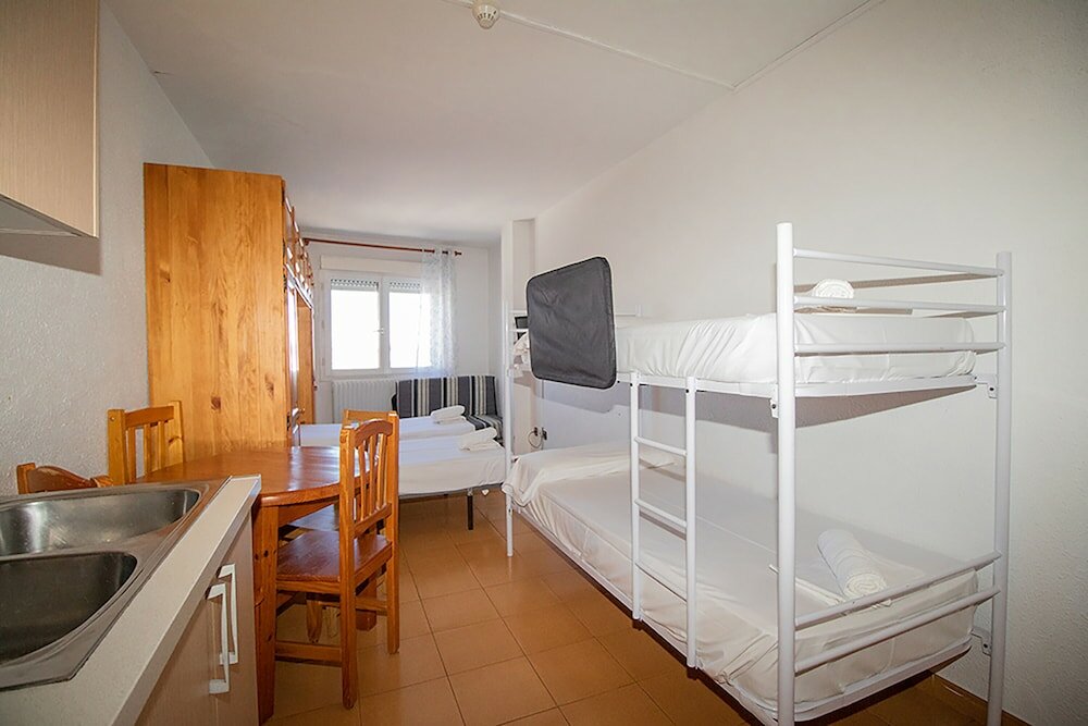 Фото Estudios Cims Pas 3000