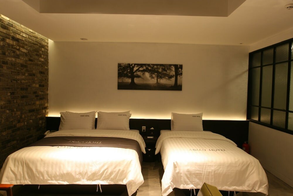 Фото Incheon Asiad Banwol Hotel