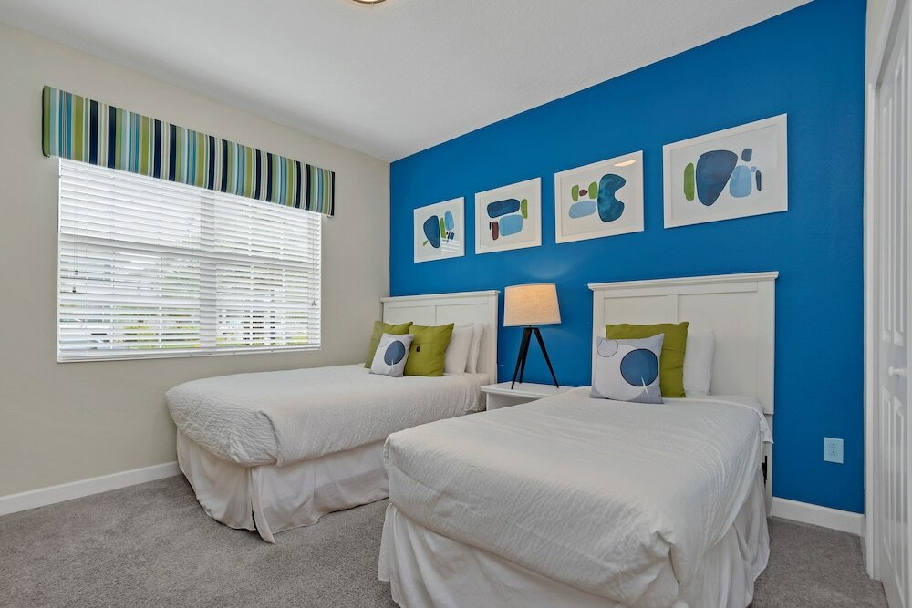 Фото Lakeview Home w Private Pool & Free Water Park!