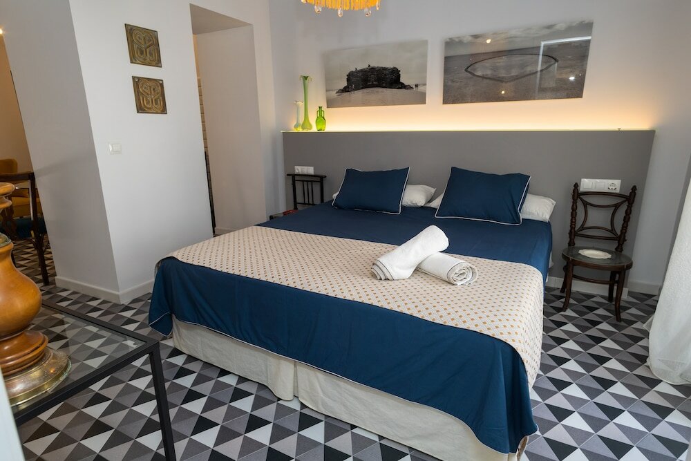 Фото Portus Gaditanus sXVIII Patio andaluz