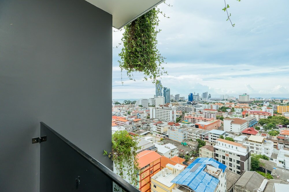 Фото Arbour Hotel and Residence