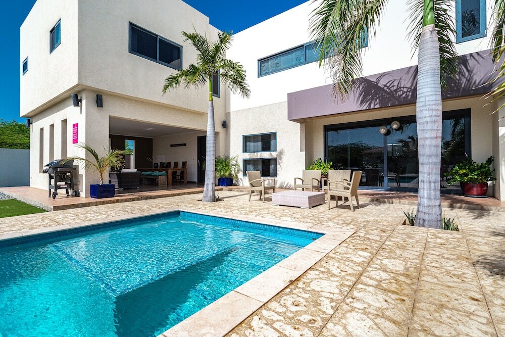 Фото Spectacular Designer Villa 5 Star Luxury 6 Bedroom New!