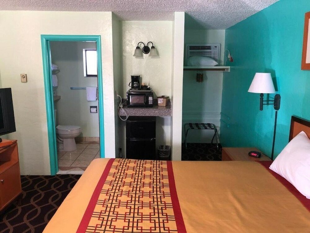 Фото Klamath Motor Lodge