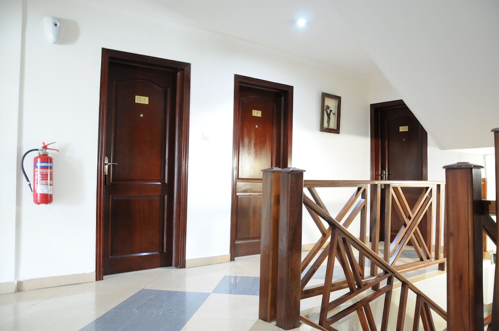 Фото Crystal Palm Hotel