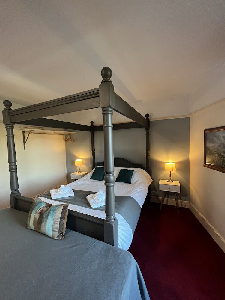 Фото The Castle Hotel