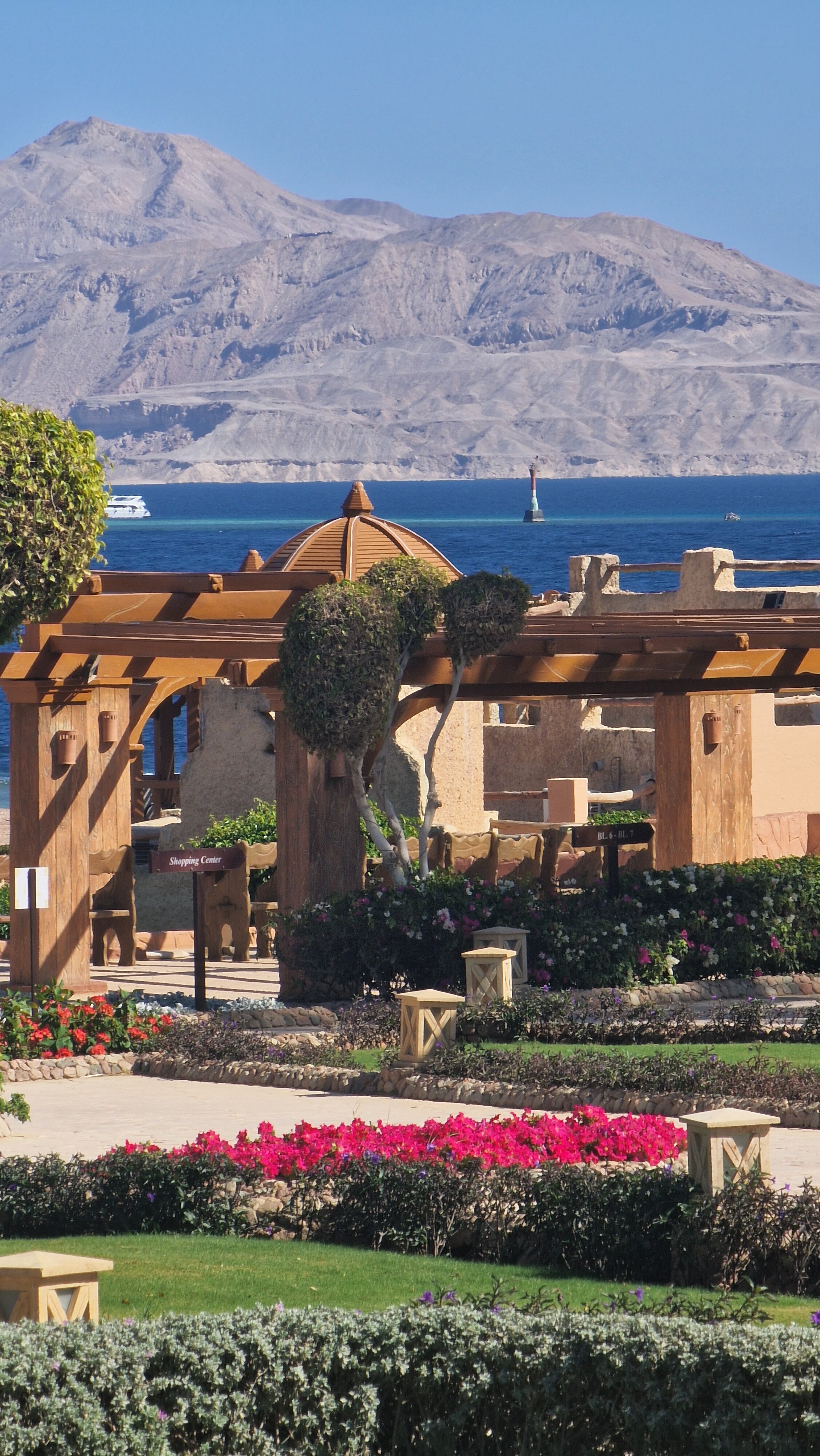 Фото Charmillion Sea Life Resort