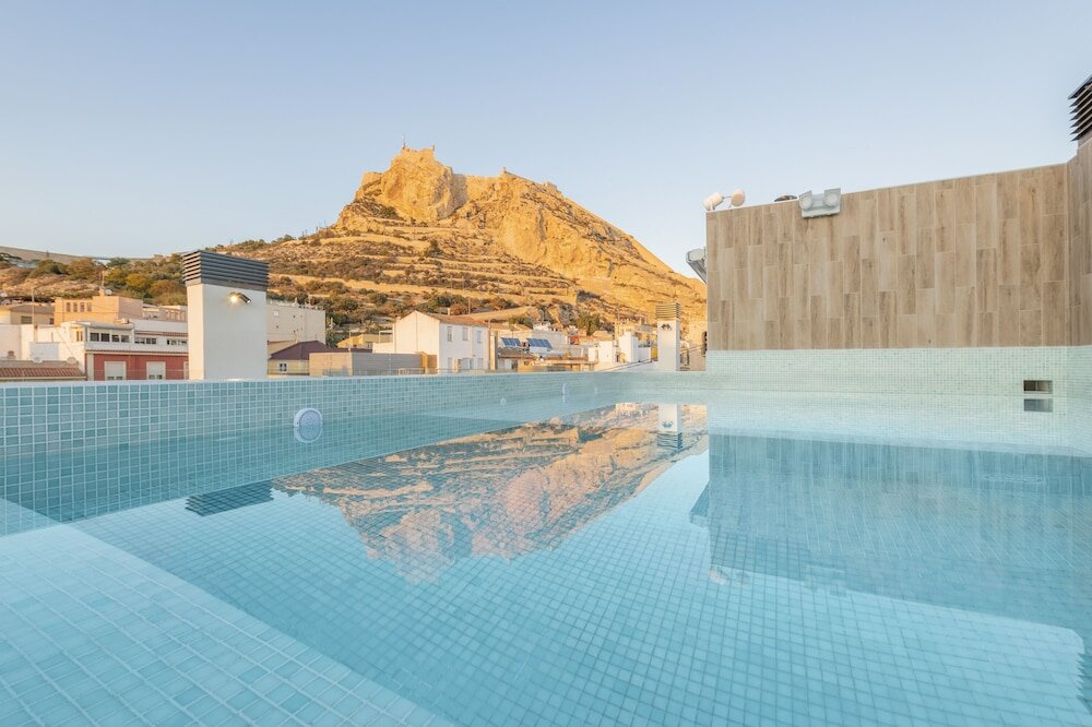 Фото Odyssey Rooms