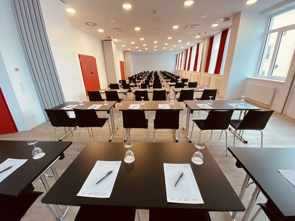 Фото Dormero Hotel Hof