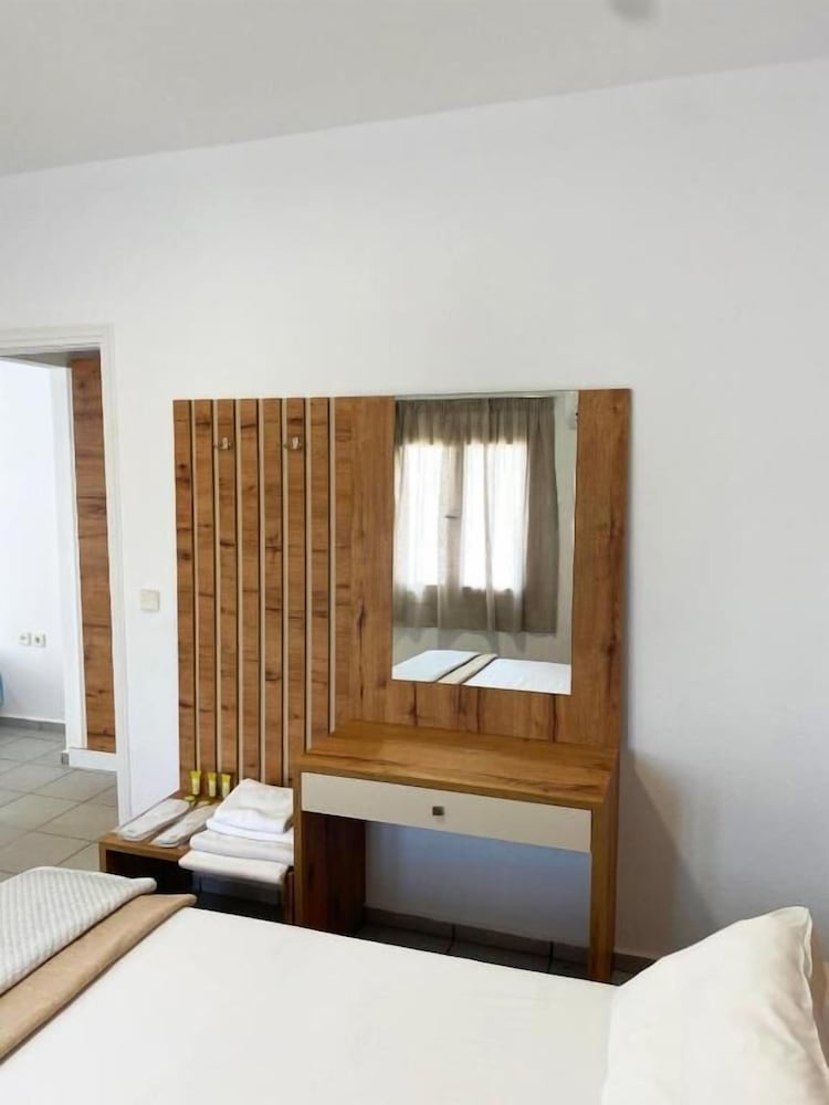 Фото Coralli Beach Hotel