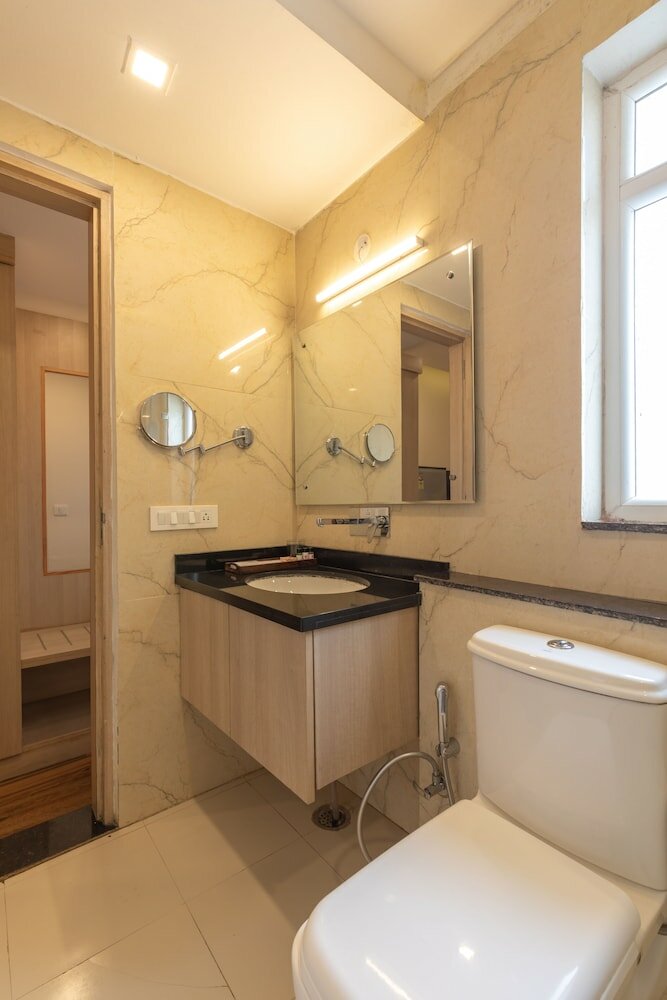 Фото White Rock by The Solitaire Hospitality