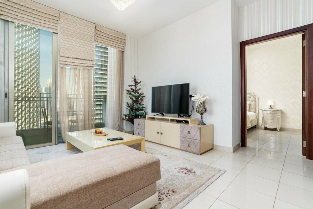 Short-term housing rental 1br Apt Top Floor Burj Sea Views Downtown, Dubai, photo