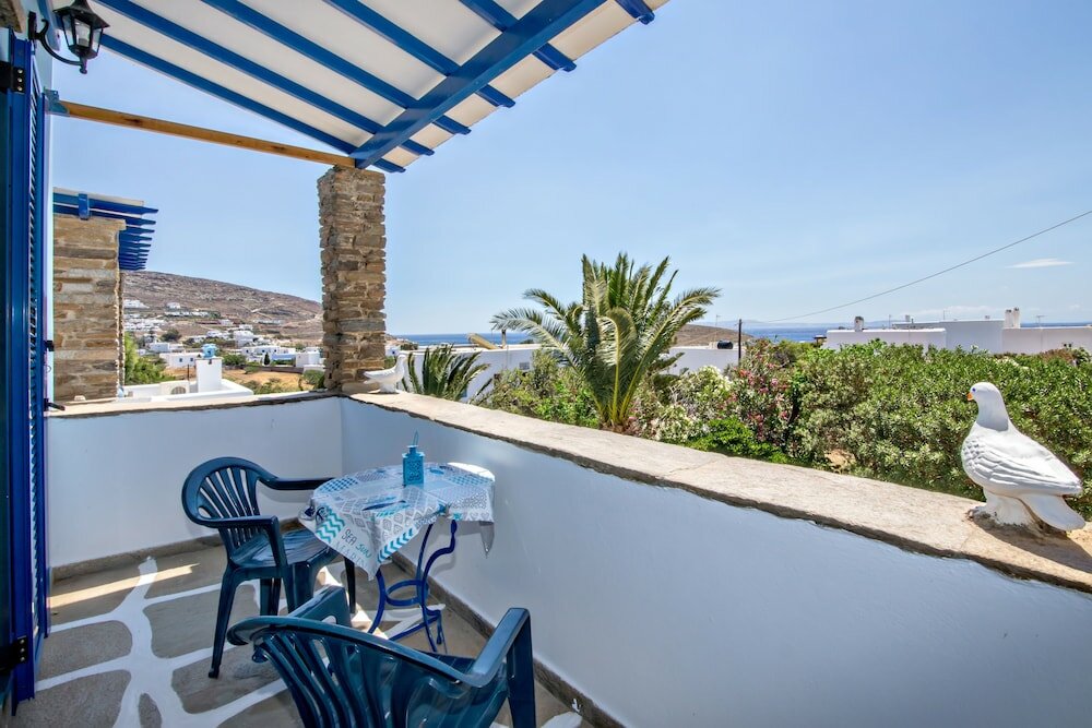 Фото Irini Studios In Tinos