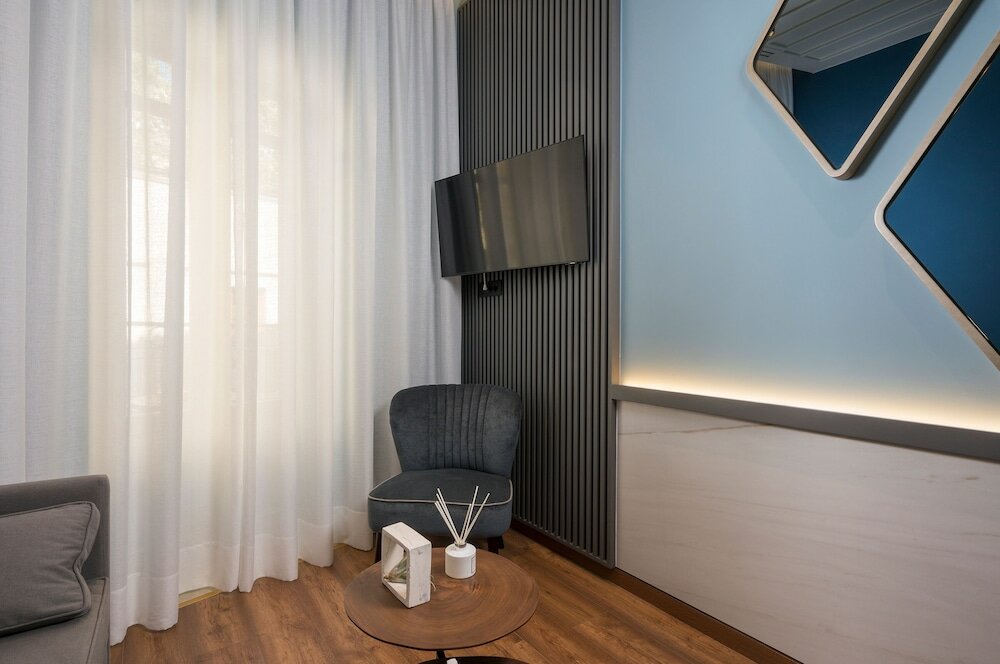 Фото Veneri Boutique Suites