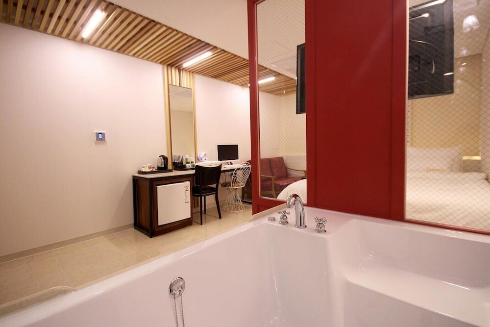 Фото Changwon Sangnam-dong U