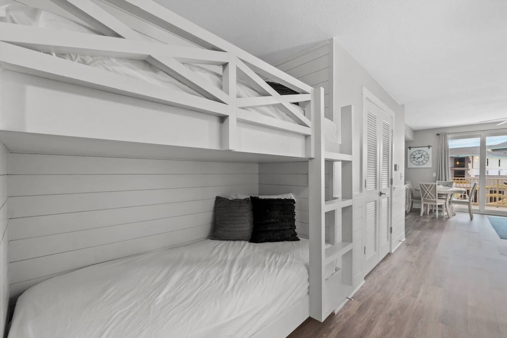 Фото Calypso Resorts Tower III Unit 310