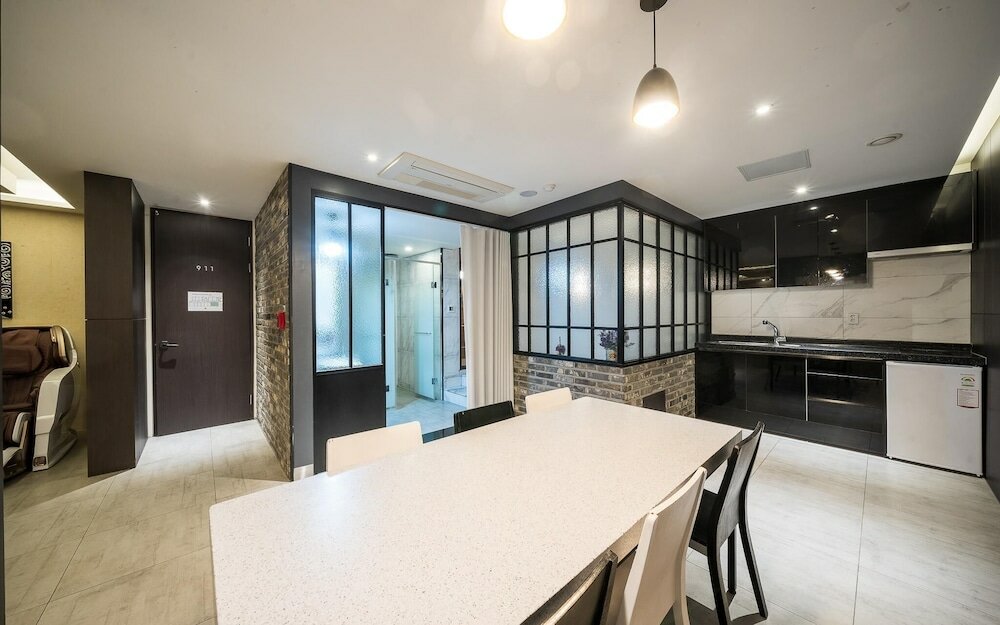 Фото Incheon Asiad Banwol Hotel