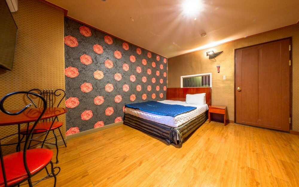 Фото Daejeon Yucheon Sherobyul