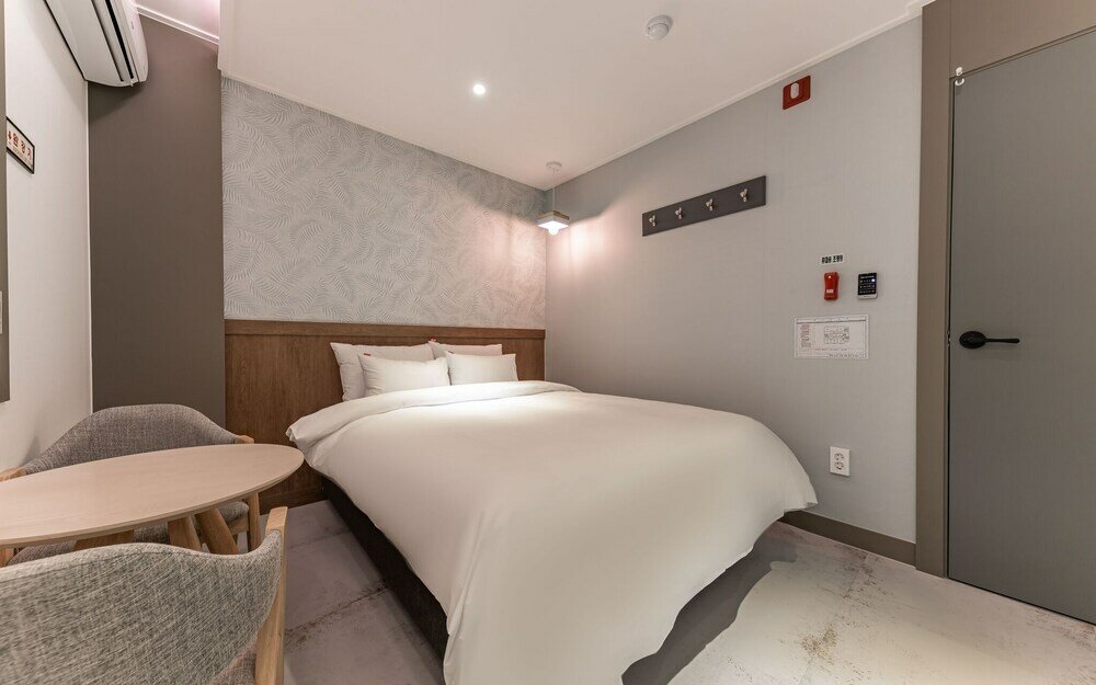 Фото Daejeon Yongjeon Momo