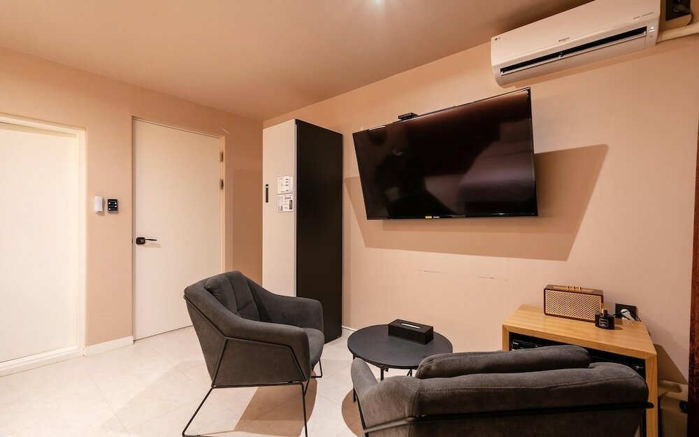 Фото Daejeon The Rest Knock In Hotel