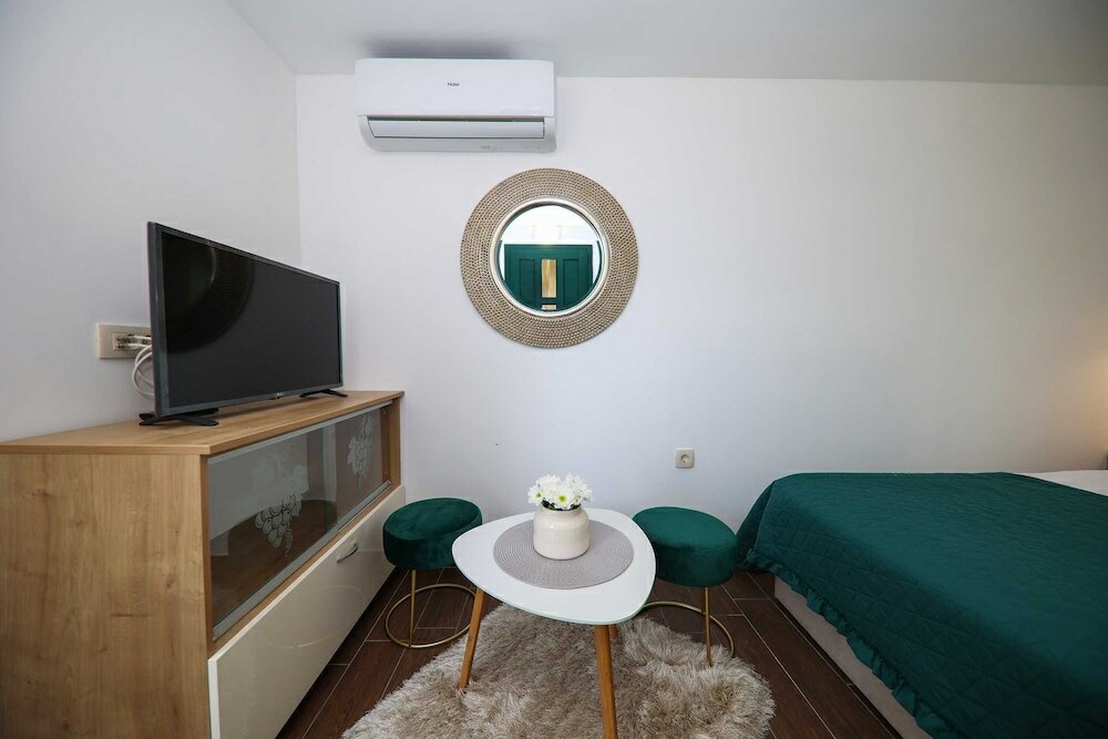 Фото Villa Skaramuca Village