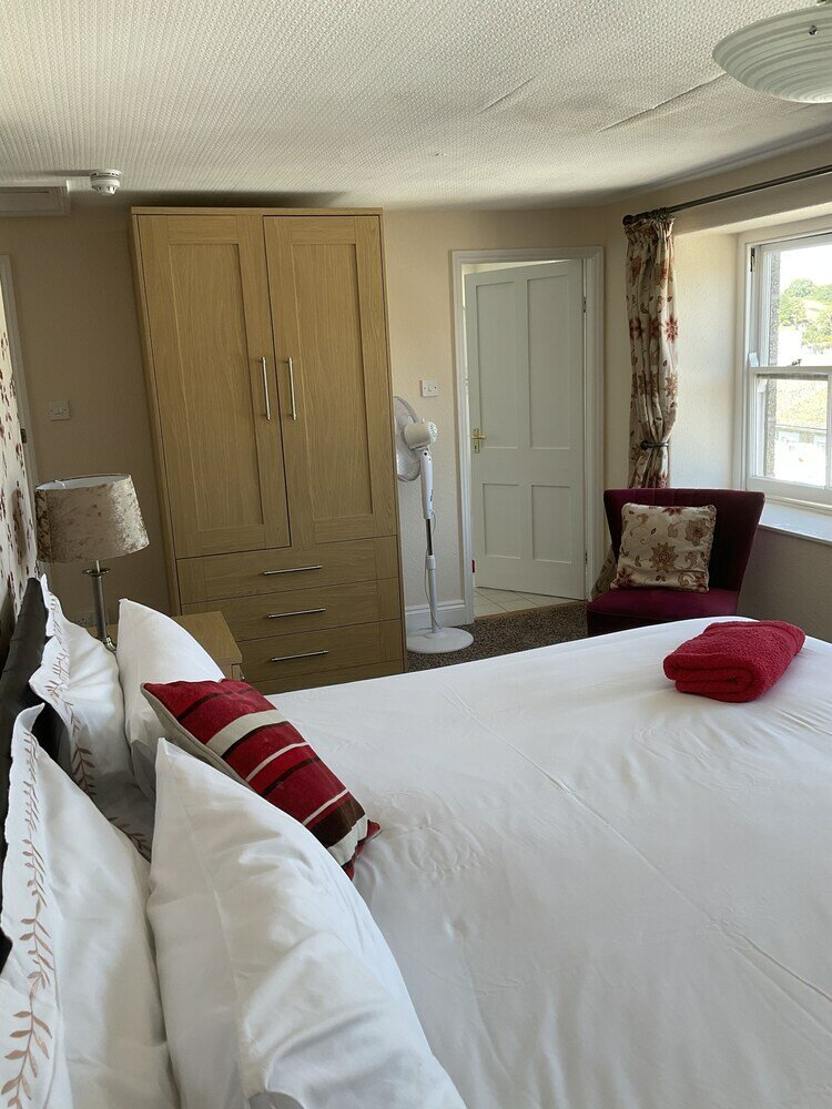 Фото Number 52 Bed & Breakfast