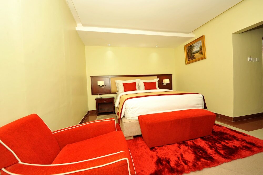 Фото Silver Towers Hotel