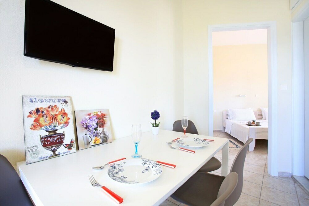 Фото Beachfront Apartments in Gouves