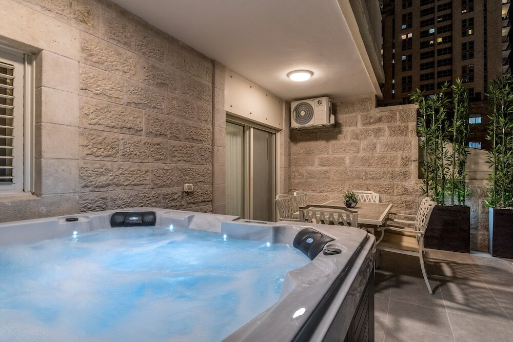 Фото Sea U Jerusalem Mahane Yehuda Apartment Hotel