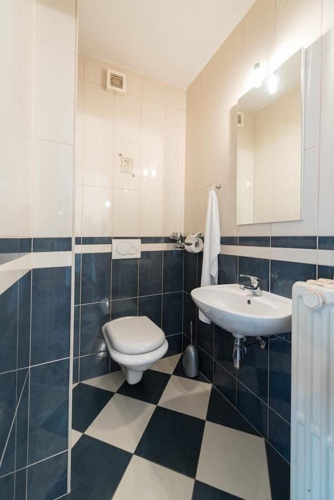 Фото Snjeza - Spacious & Comfortable - A1