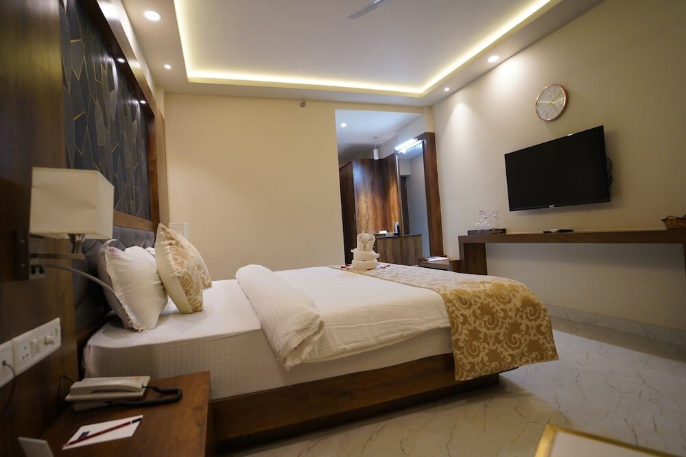 Фото Отель The Adventure Luxury Hotel