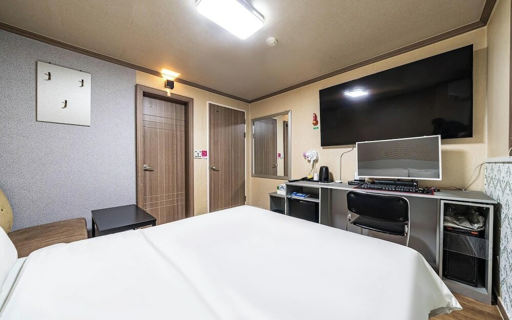 Фото Suwon Station 71st