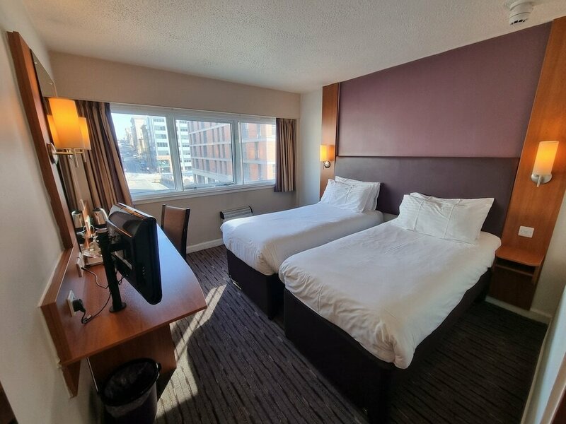 Гостиница The Clyde Hotel в Глазго