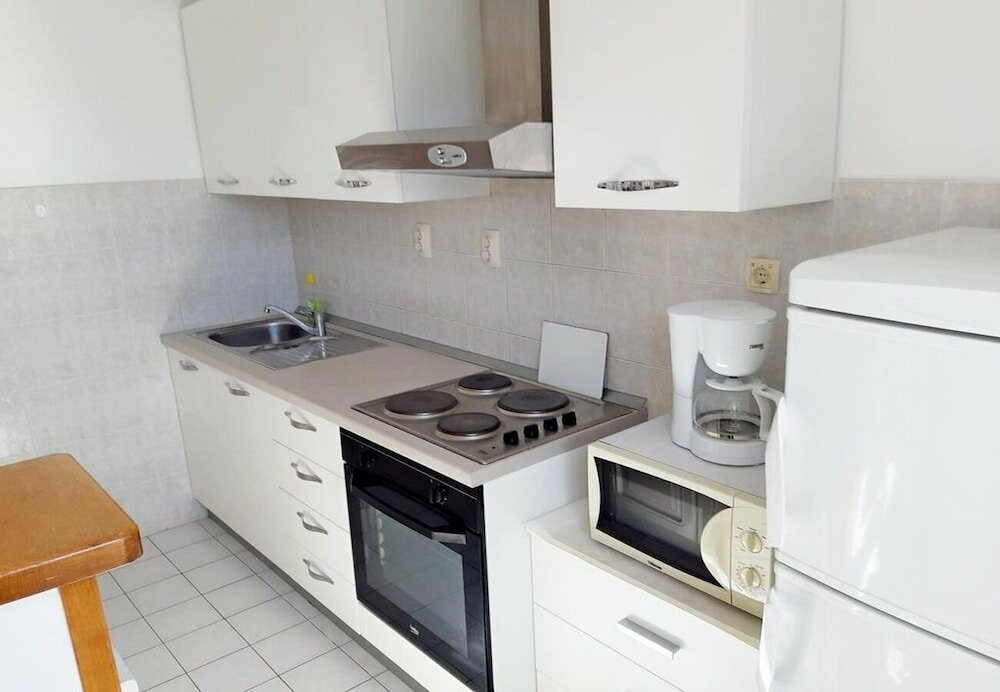 Фото Pero - Free Parking - A1