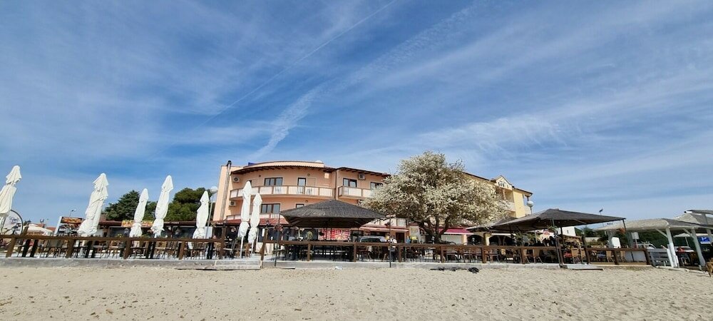 Фото Mark - 10 m From sea - A3