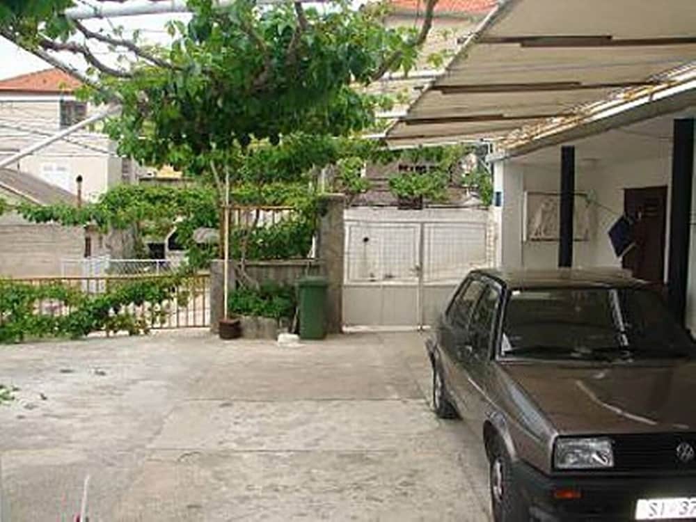 Фото Marin - 200 m From Garden Festival - A1